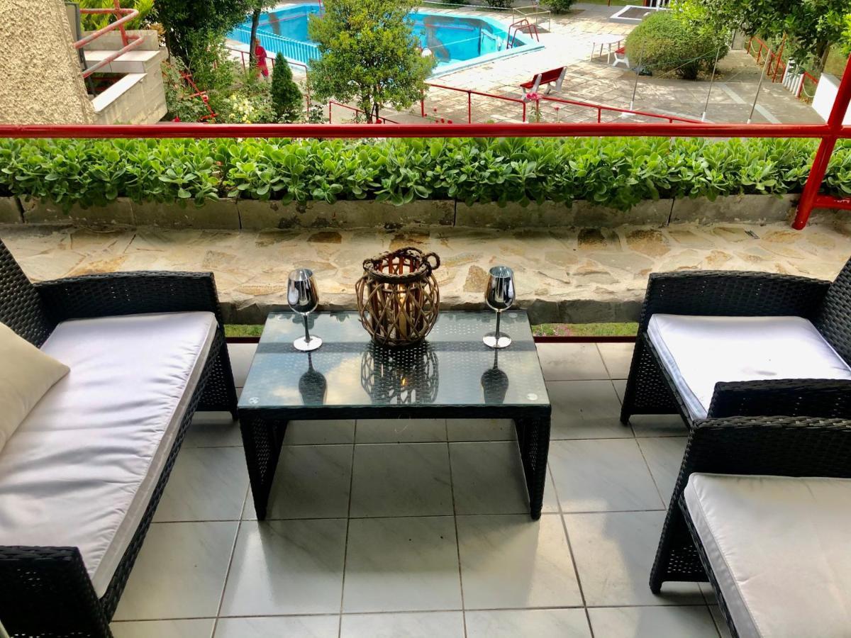 Villa Victoria swimming pool lux apartment Peraía Extérieur photo